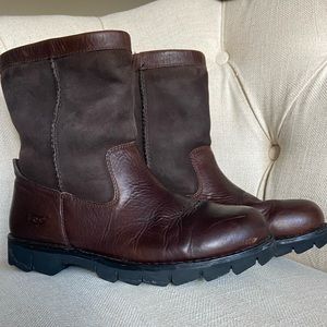 Brown Men’s UGG boots
